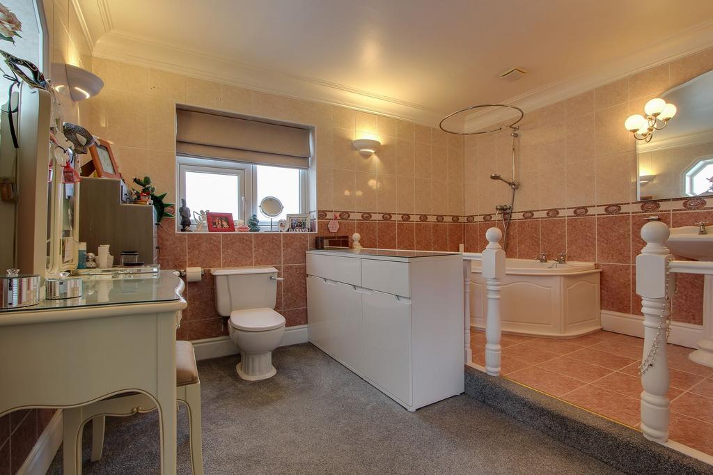 Ensuite