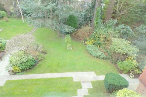 1 bedroom retirement property for sale, Queens Park West Drive, Bournemouth