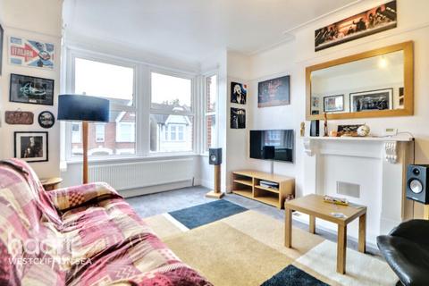 1 bedroom flat for sale, Swanage Road, SOUTHEND-ON-SEA