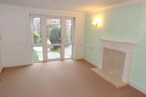 1 bedroom retirement property for sale, Queens Park West Drive, Bournemouth