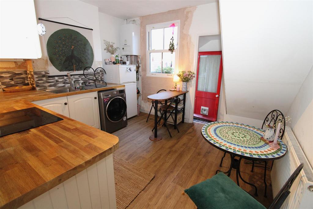 Kitchen.JPG