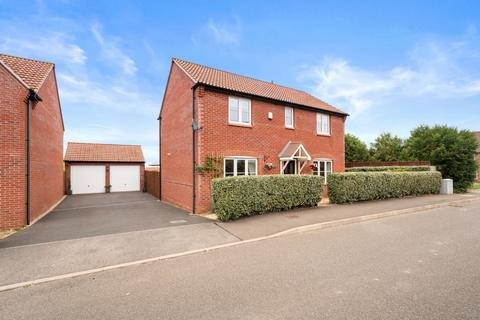 43 Balmoral Drive, Grantham, NG31 8SY
