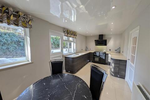 4 bedroom bungalow for sale, Peareth Hall Road, Washington