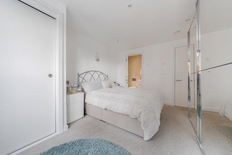 2 bedroom apartment for sale, Ocean Way, Southampton, Hampshire