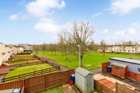 60 Deanburn, Penicuik, EH26 0HX