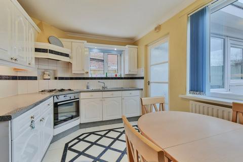 2 bedroom semi-detached house for sale, Whernside Avenue, York, YO31