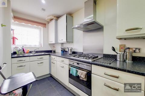 2 bedroom maisonette to rent, Drinkwater Road, Harrow, HA2 0FZ