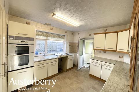 2 bedroom semi-detached bungalow for sale, Colin Crescent, Stoke-On-Trent ST3