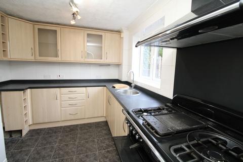 4 bedroom detached house to rent, Northgate Way, Basingstoke RG22