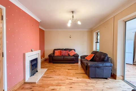 3 bedroom end of terrace house for sale, Jopling Way, Hauxton, Cambridge