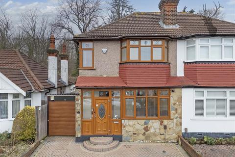 3 bedroom semi-detached house for sale, Grove Road, London E4