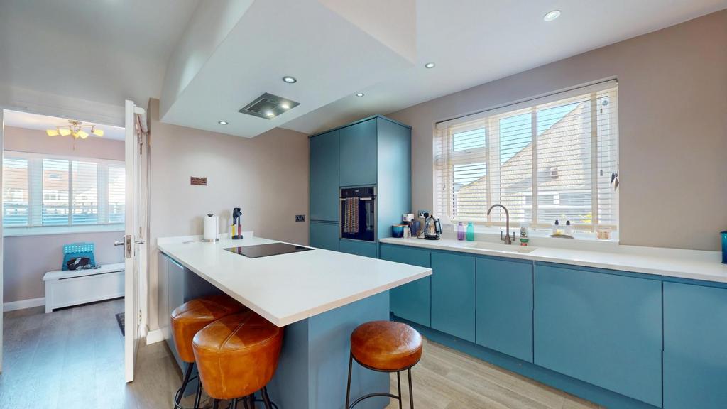 Kitchen Island.jpg