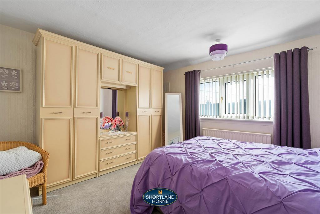 12 Amersham Close (5 of 17).jpg