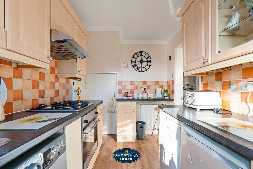12 Amersham Close (13 of 17).jpg
