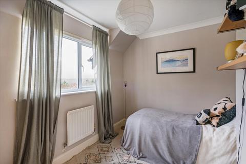4 Miners Close, Long Ashton, Bristol, BS41 9DE