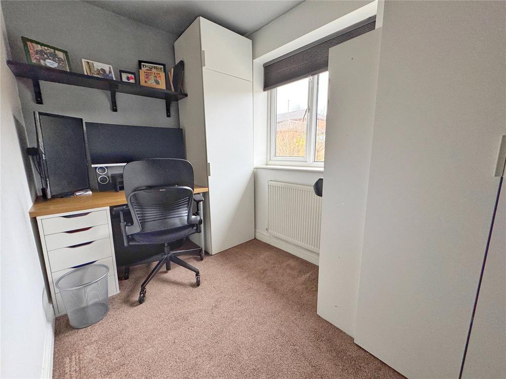 Bed 3 / Office