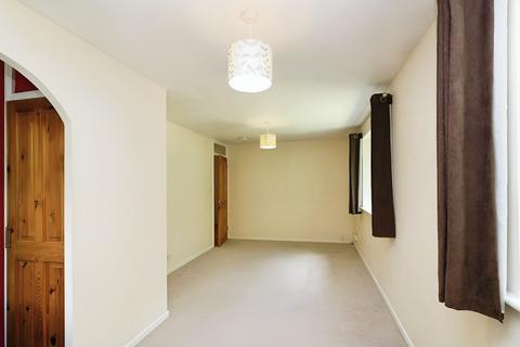 1 bedroom flat for sale, Peartree Lane, Welwyn Garden City, AL7