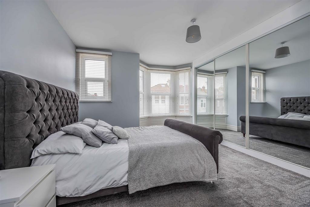 256 Powerscourt Road, Fratton-Small-Portico Marketi