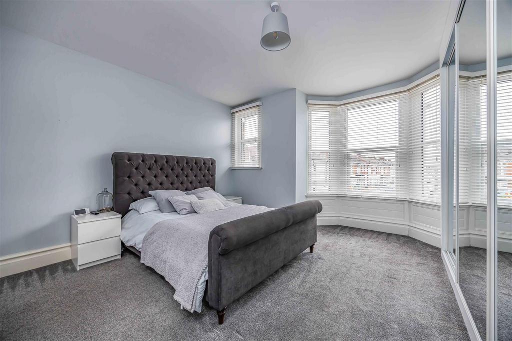 256 Powerscourt Road, Fratton-Small-Portico Marketi