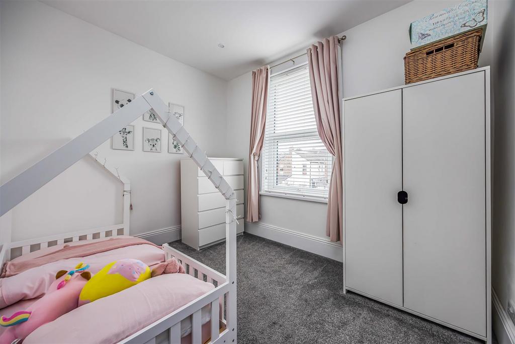 256 Powerscourt Road, Fratton-Small-Portico Marketi