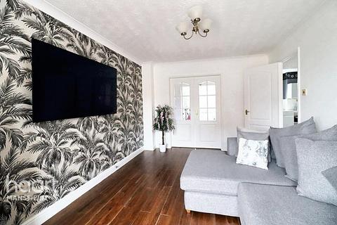 4 bedroom detached house for sale, Loxley Drive, Mansfield