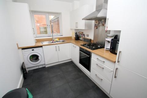 Mulberry Avenue, Staines-upon-Thames, TW19