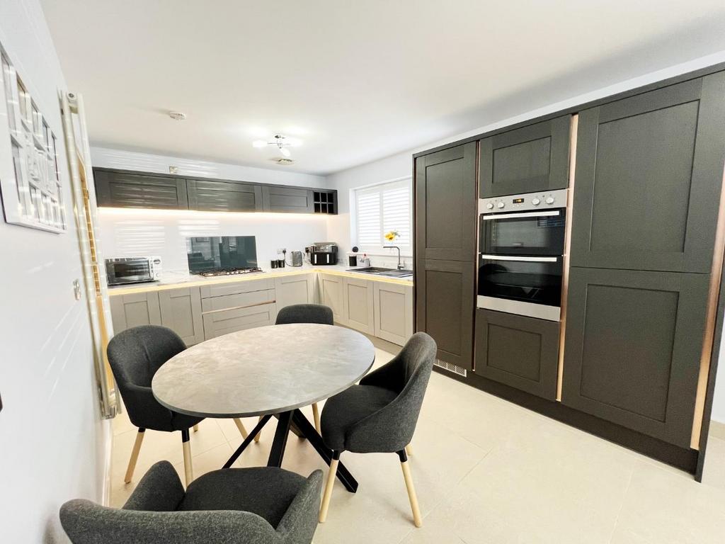 Kitchen/Diner/ Family room