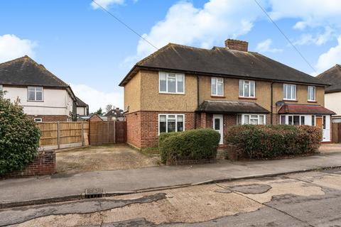 5 bedroom semi-detached house for sale, Greene Fielde End, Staines-upon-Thames, TW18