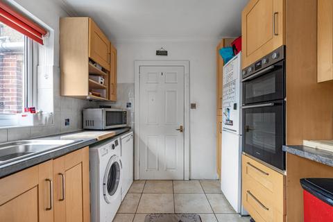 8 Greene Fielde End, Staines-upon-thames, TW18 1LZ