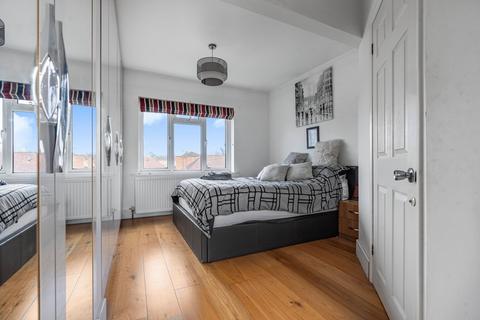 8 Greene Fielde End, Staines-upon-thames, TW18 1LZ