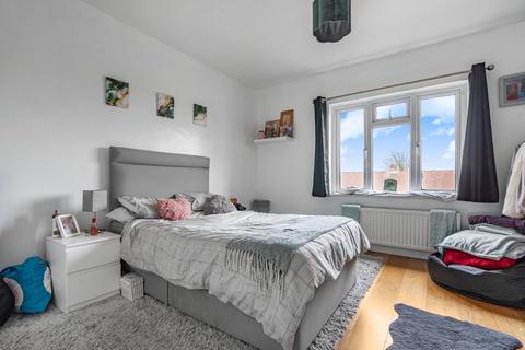 8 Greene Fielde End, Staines-upon-thames, TW18 1LZ