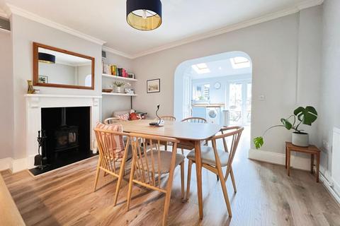 3 bedroom end of terrace house for sale, Belmont Road, Stroud