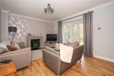 4 bedroom end of terrace house for sale, West Garth Mews, Shipley BD17