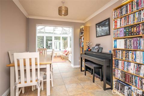 39 Briar Close, Lickey End, Bromsgrove, B60 1GE