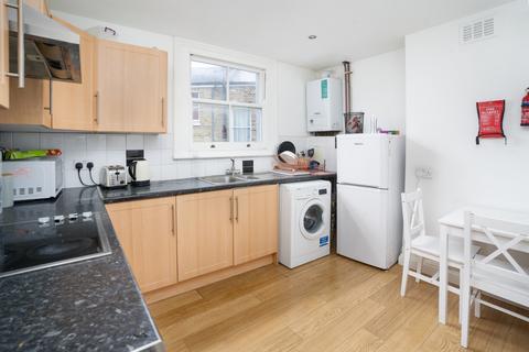 4 bedroom maisonette to rent, Camden Park Road, London, NW1