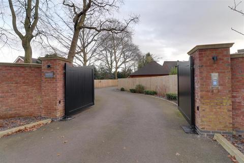5 bedroom detached house for sale, Leycroft Drive, Alsager