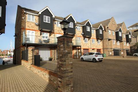 3 bedroom townhouse for sale, Silver Strand East, Eastbourne  BN23