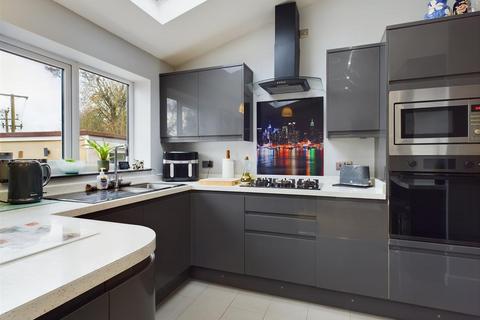 3 bedroom detached house for sale, Bridge Road, Alveley, Bridgnorth