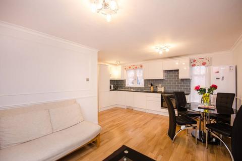 1 bedroom flat to rent, Garden Terrace, Pimlico, London, SW1V