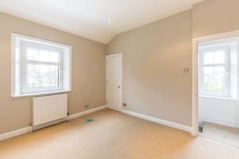 2 bedroom cottage to rent, East End Road, East Finchley, London, N2