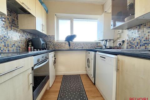 2 bedroom maisonette for sale, St Georges Drive, Cheltenham GL51