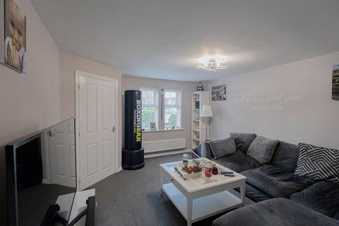 3 bedroom end of terrace house for sale, Western Way, Northwich, CW8