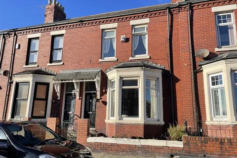 3 bedroom terraced house for sale, Hepscott Terrace, South Shields