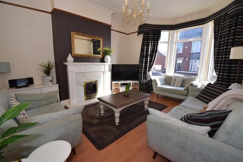 3 bedroom terraced house for sale, Hepscott Terrace, South Shields