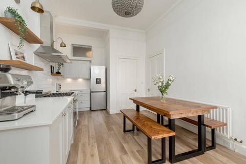 26/4 Darnell Road, Edinburgh, EH5 3PL