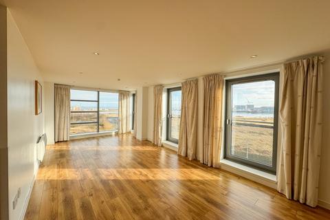 2 bedroom flat to rent, Western Harbour View, Leith, Edinburgh, EH6