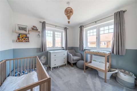 1 Keepsake Close, Farnham, GU9 7GS