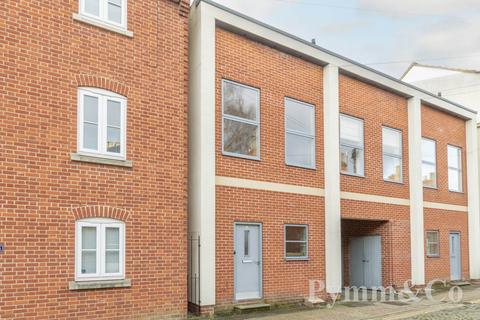 3 bedroom townhouse for sale, Calvert Street, Norwich NR3