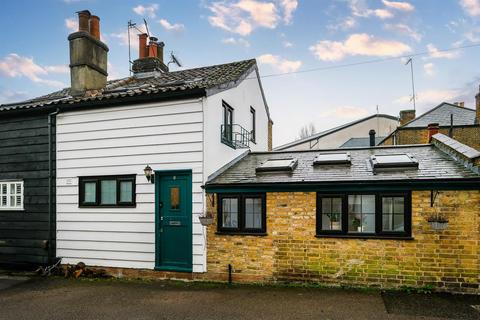 2 bedroom cottage for sale, North End, Buckhurst Hill