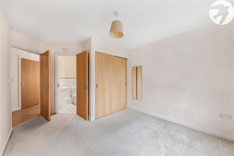 2 bedroom flat for sale, Baker Crescent, Dartford, Kent, DA1